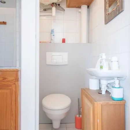 Cosy And Very Flat With Open View On A Parc Apartment Paris